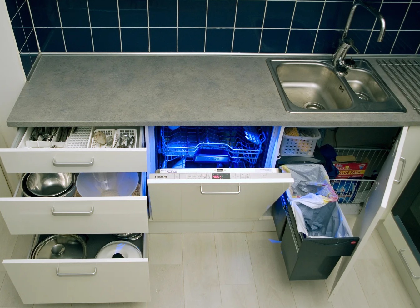 Dishwasher Overflow in Santa Monica, CA